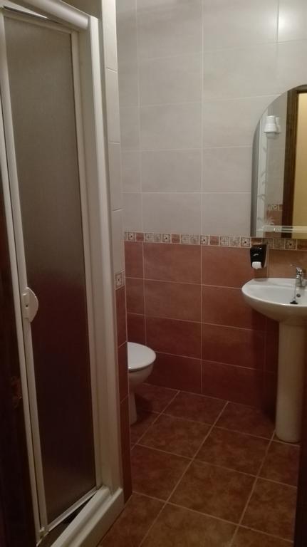 ホテル Hostal La Aldaba Montearagon エクステリア 写真